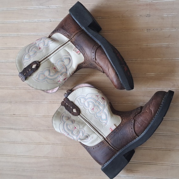 Justin Gypsy Embroidered Brown Cream Leather Western Cowboy Short Boho Boots - Picture 1 of 12